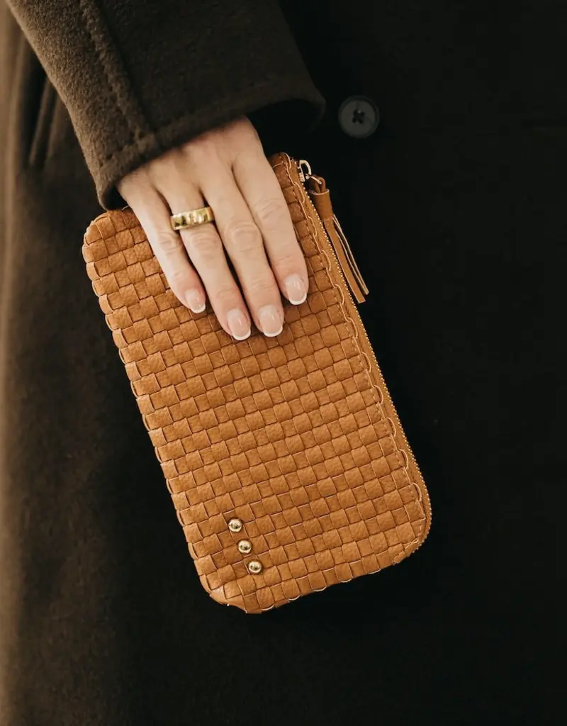 509 Broadway Emma Woven Clutch