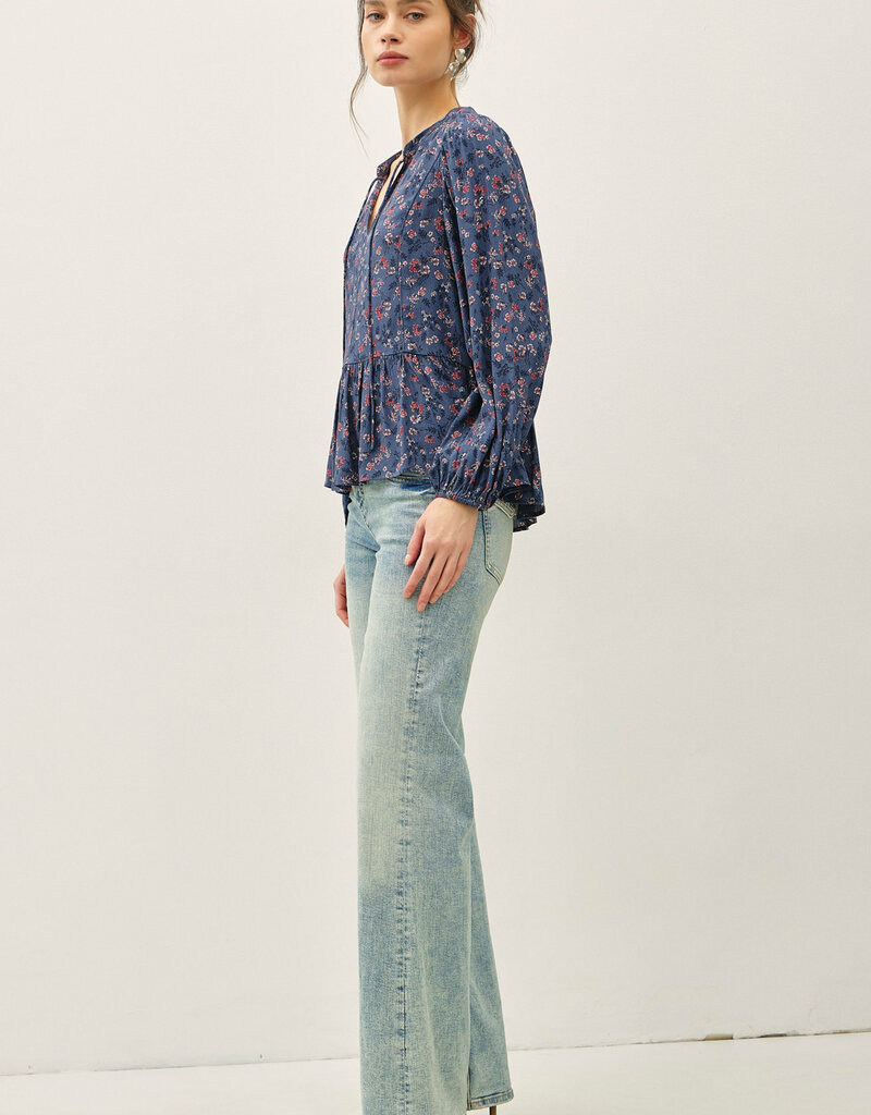509 Broadway Flowy Floral Peplum Blouse