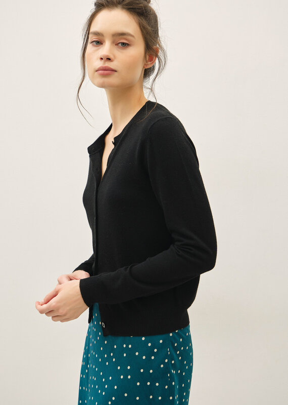 509 Broadway Classic Cut Button Down Cardigan