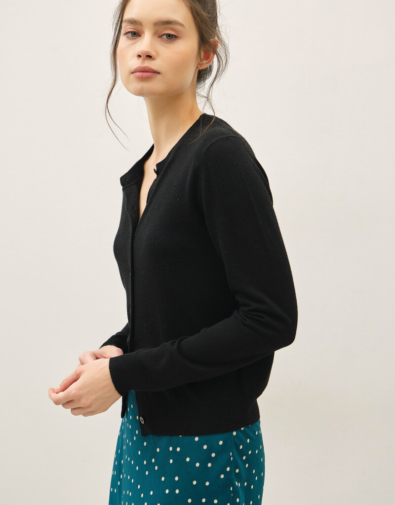 509 Broadway Classic Cut Button Down Cardigan