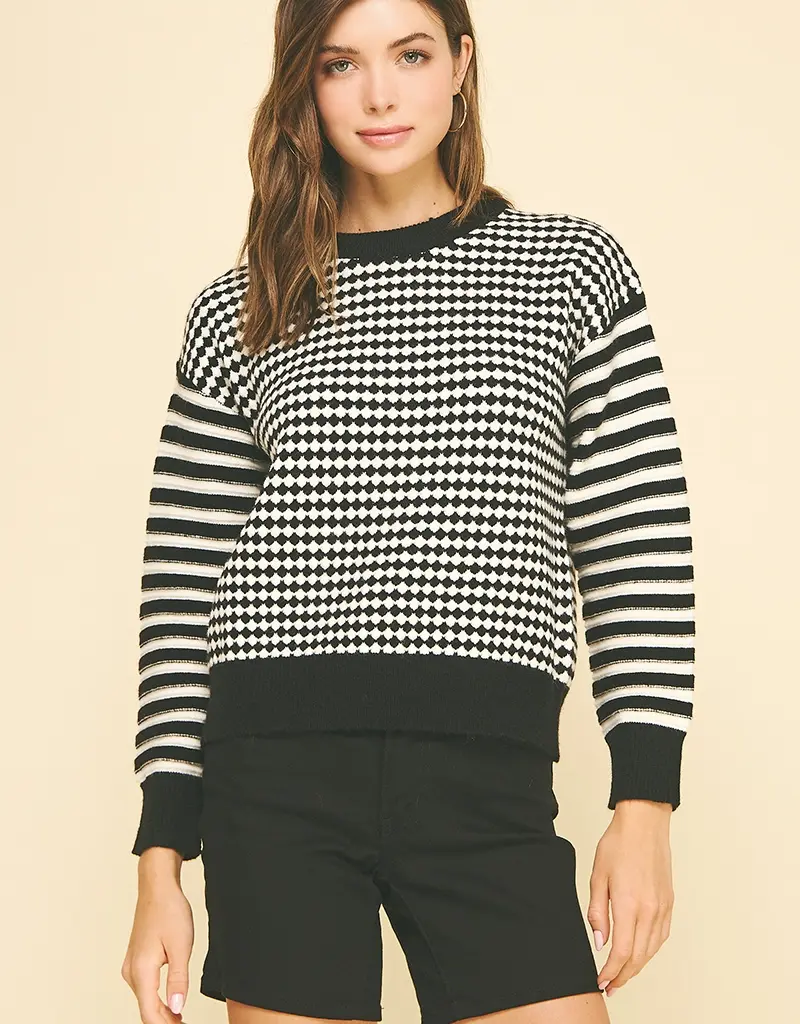 509 Broadway Contrast Knit Sweater