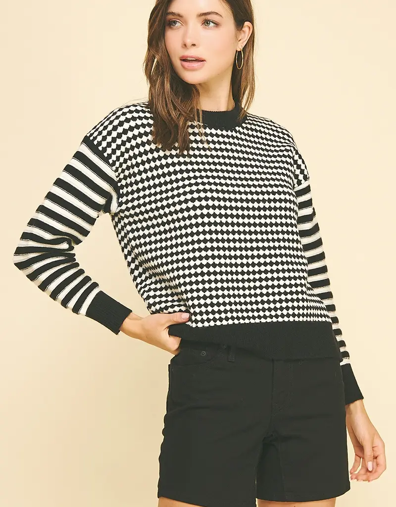 509 Broadway Contrast Knit Sweater