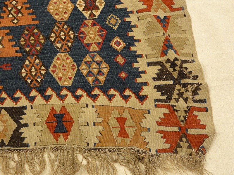 HAND-KNOTTED, HAND-TUFTED, AND MACHINE-MADE RUGS - Shabahang Rug