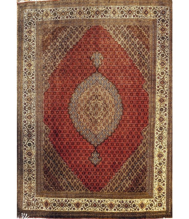 Gorgeous 8 X 11 Hand Knotted Medallion Tabriz Rug Details Are Amazing Shabahang Gallery Persian And Oriental Carpets