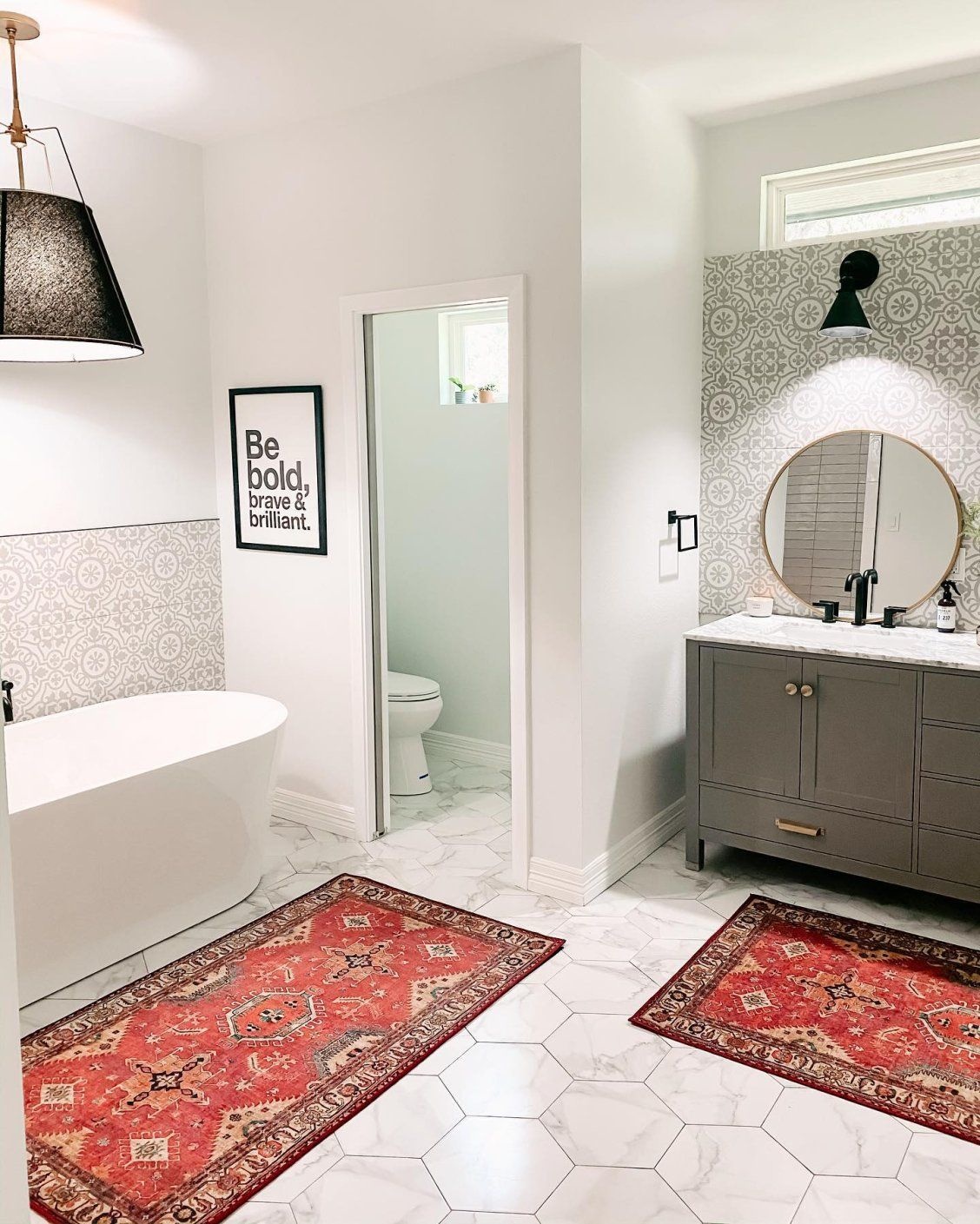 Should I Put A Rug In My Bathroom?