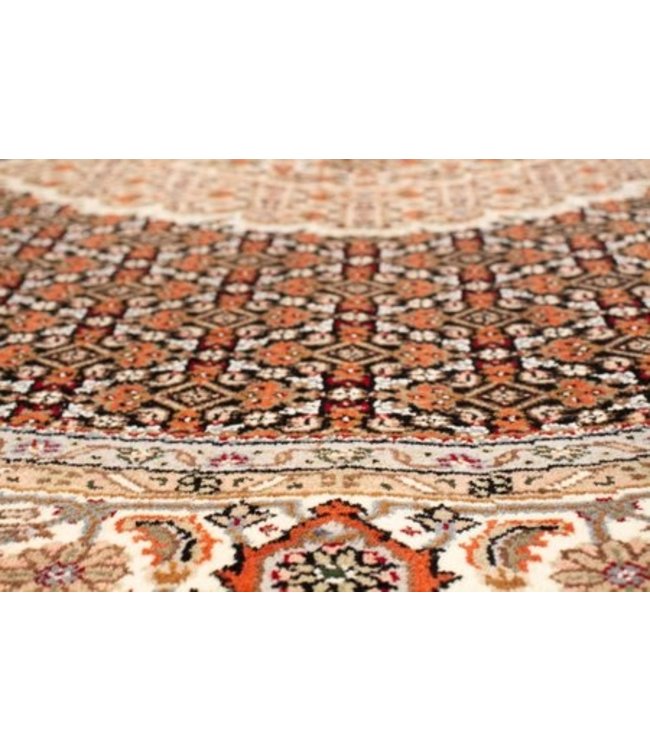 Tabriz 22-01140 Tabriz 6'6 X 6'6