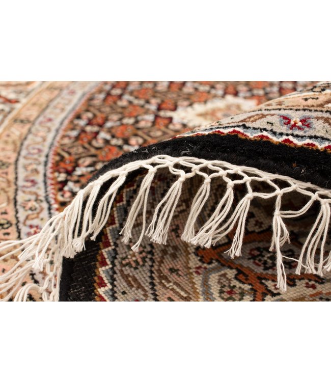 Tabriz 22-01140 Tabriz 6'6 X 6'6