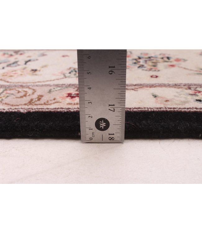 Tabriz 22-01147 Tabriz 6' X 9'