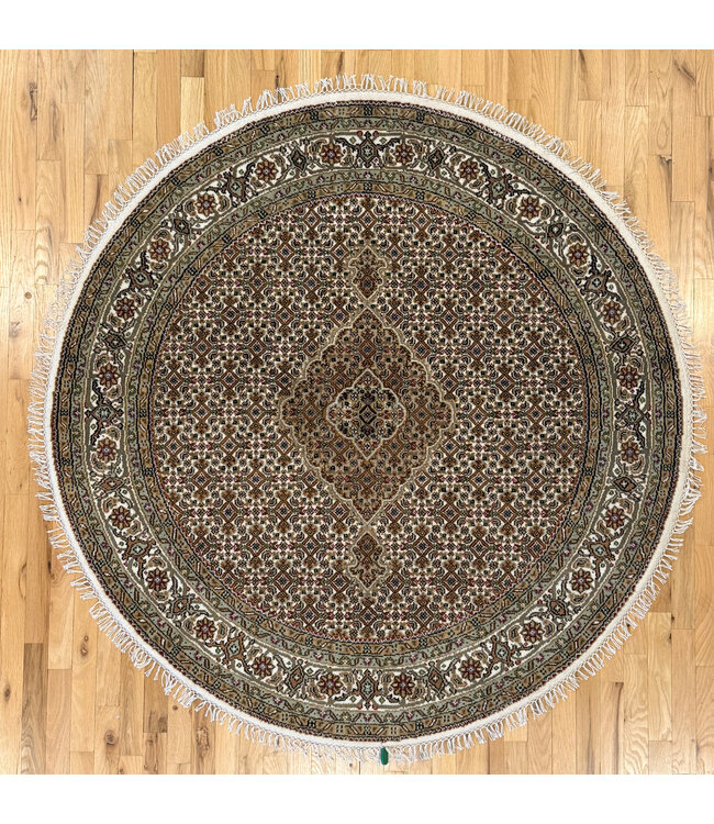 Tabriz 25-01662 Tabriz 5'2 X 5'2