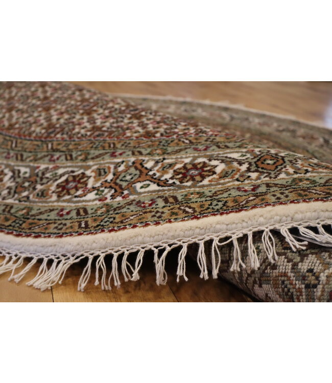 Tabriz 25-01662 Tabriz 5'2 X 5'2