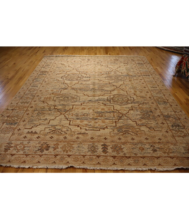 Mahal 25-01691 Mahal 8'2 X 9'11