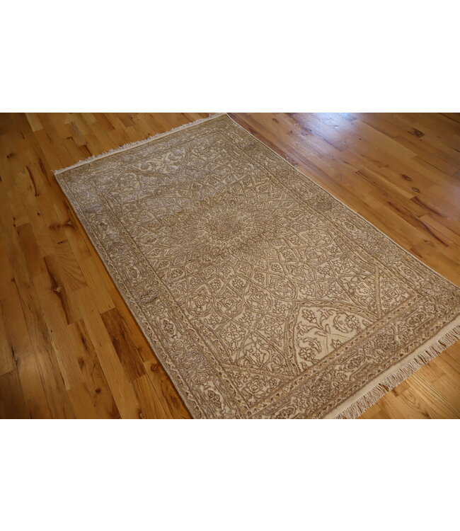 Tabriz 25-01775 Tabriz 3 X 5