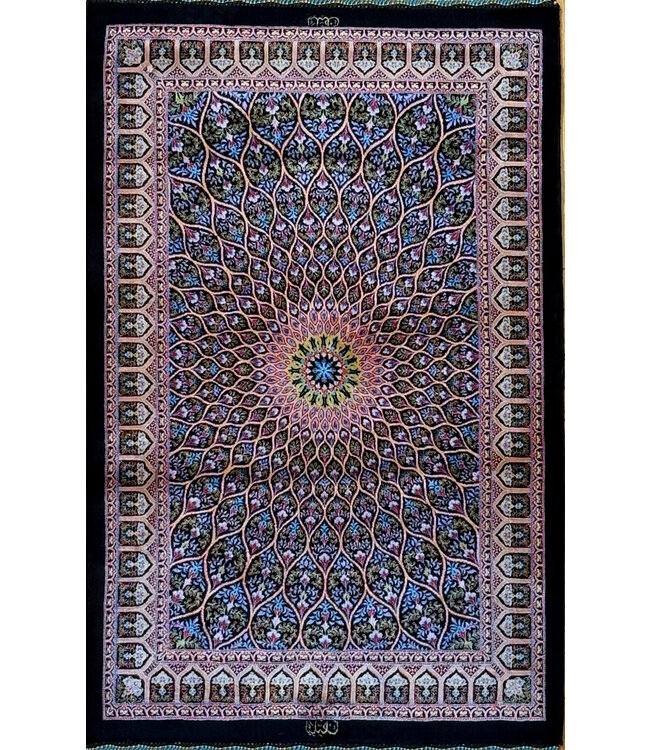 Qom 25-01805 Qom 2' X 3'