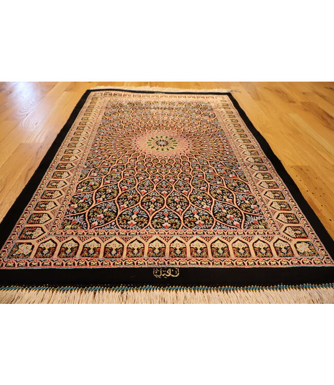 Qom 25-01805 Qom 2' X 3'