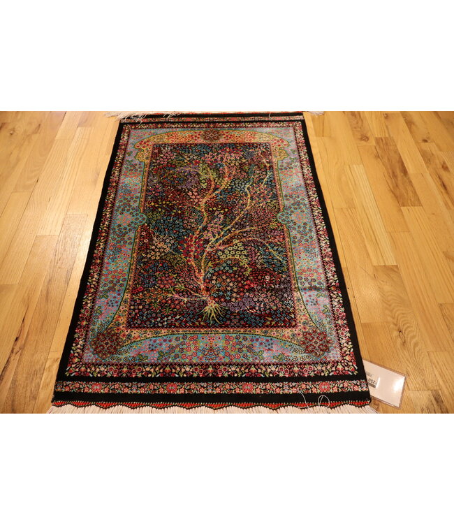 Qom 25-01799 Qom 2' X 3