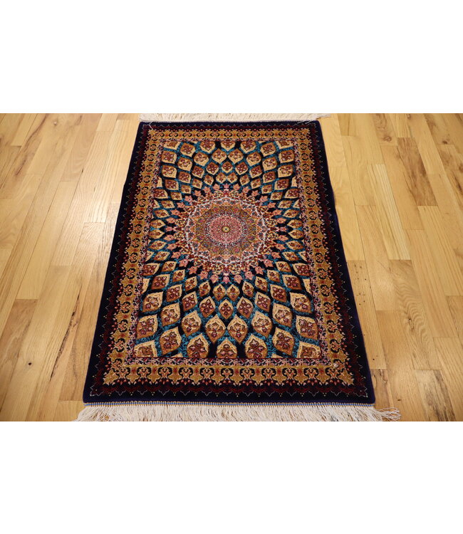 Qom 25-01804 Qom 2' X 3'