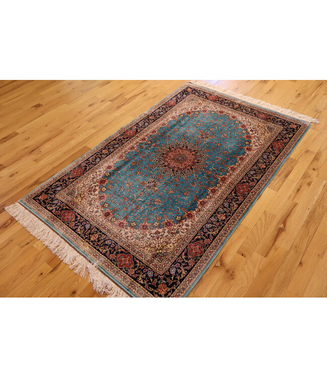 Qom 25-01810 Qom 3'3 X 4'9