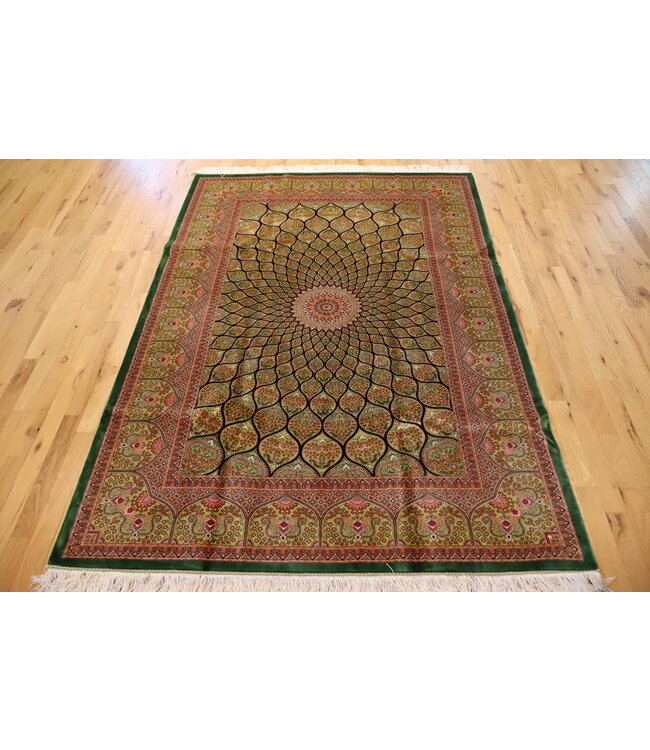 Qom 25-01797 Qom 4'4 X 6'6