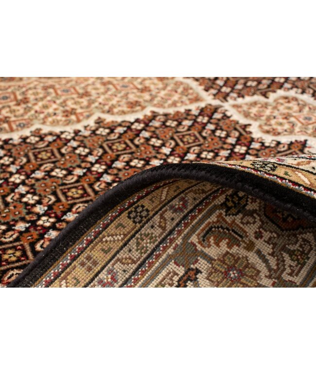Tabriz 26-01966 Tabriz 6'7 X 9'9