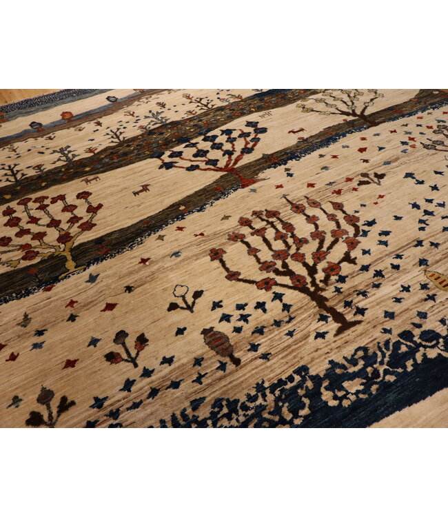 Ariana 26-01947 Ariana 8'1 X 9'6