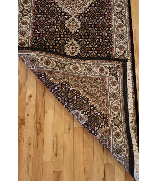 Tabriz 26-02018 Tabriz 2'8 X 8'