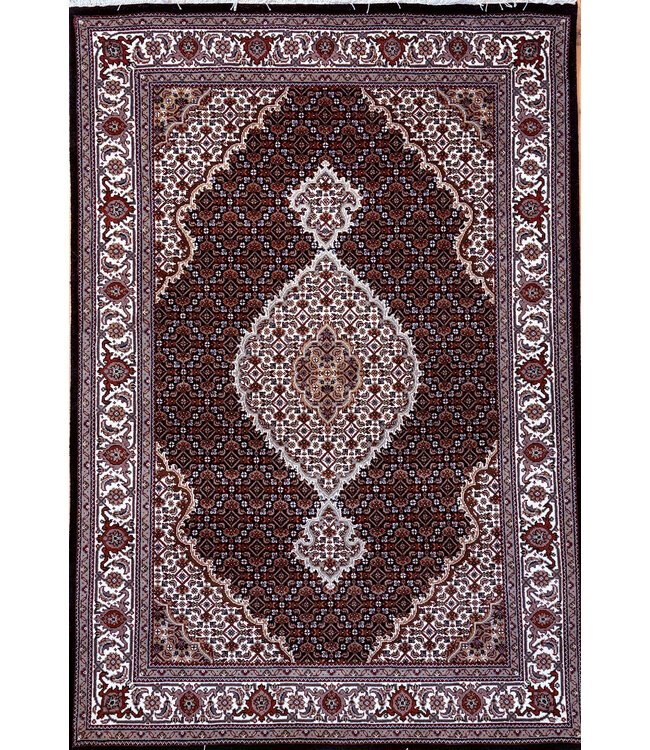 Tabriz 26-02013 Tabriz 4'9 X 6'10