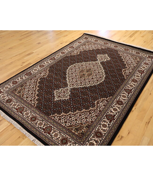 Tabriz 26-02013 Tabriz 4'9 X 6'10