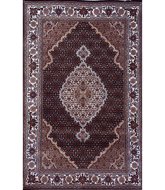 Tabriz 26-02011 Tabriz 4' X 6'4