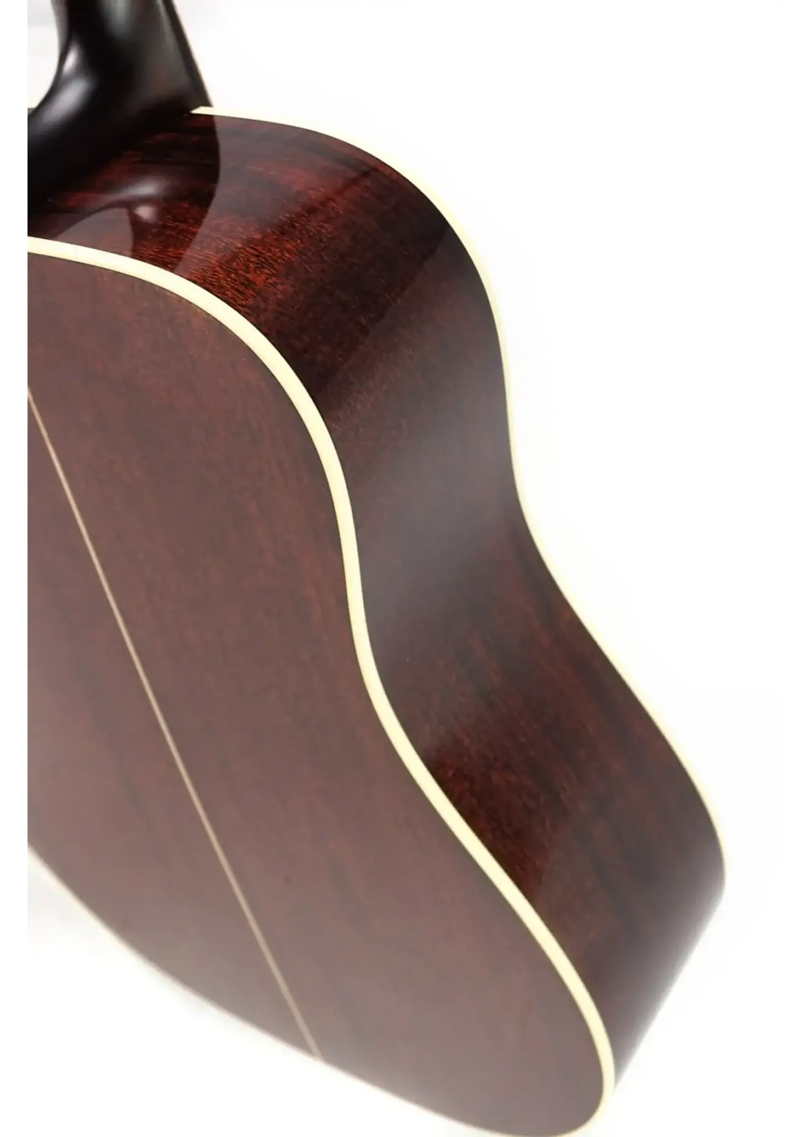 Alvarez Alvarez Yairi DYM60HDE Masterworks Dreadnought Adirondack Acoustic Guitar Natural