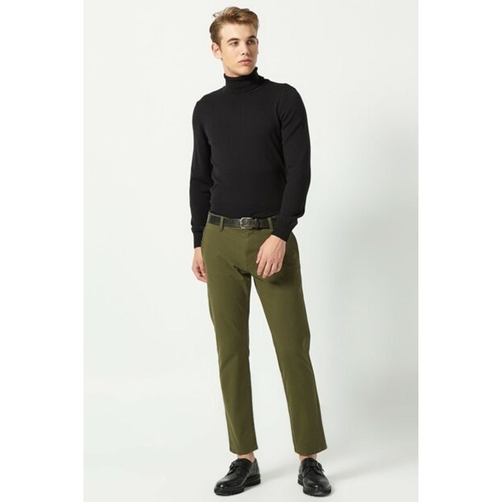 Dockers 79488 Ultimate Chino Slim Fit 