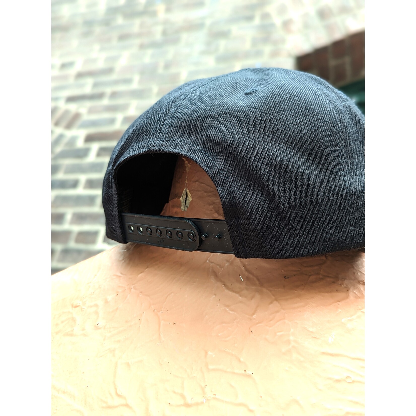 Nelson Leafs Nelson Leafs Premium Snapback Flat Brim Cap