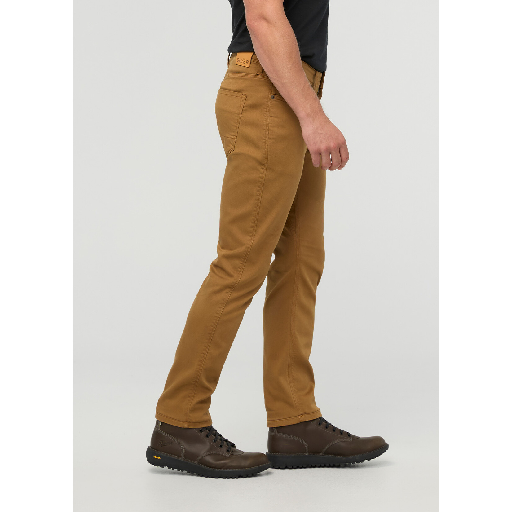 DU/ER DU/ER No Sweat Pant Athletic Taper-Caramel