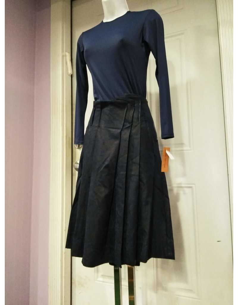 The Peoples Blue leather box pleat skirt