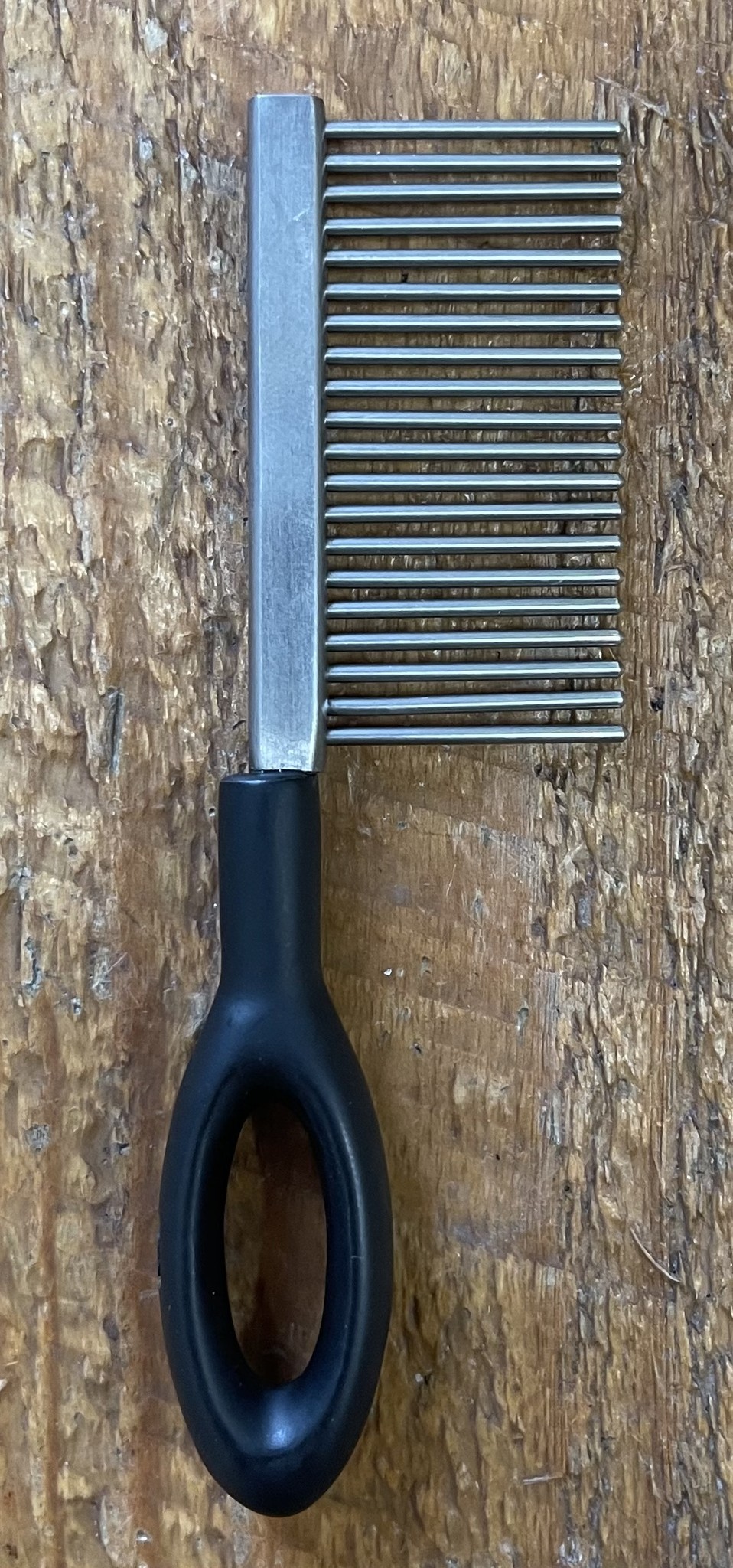 Loon Ergo Comb - Black