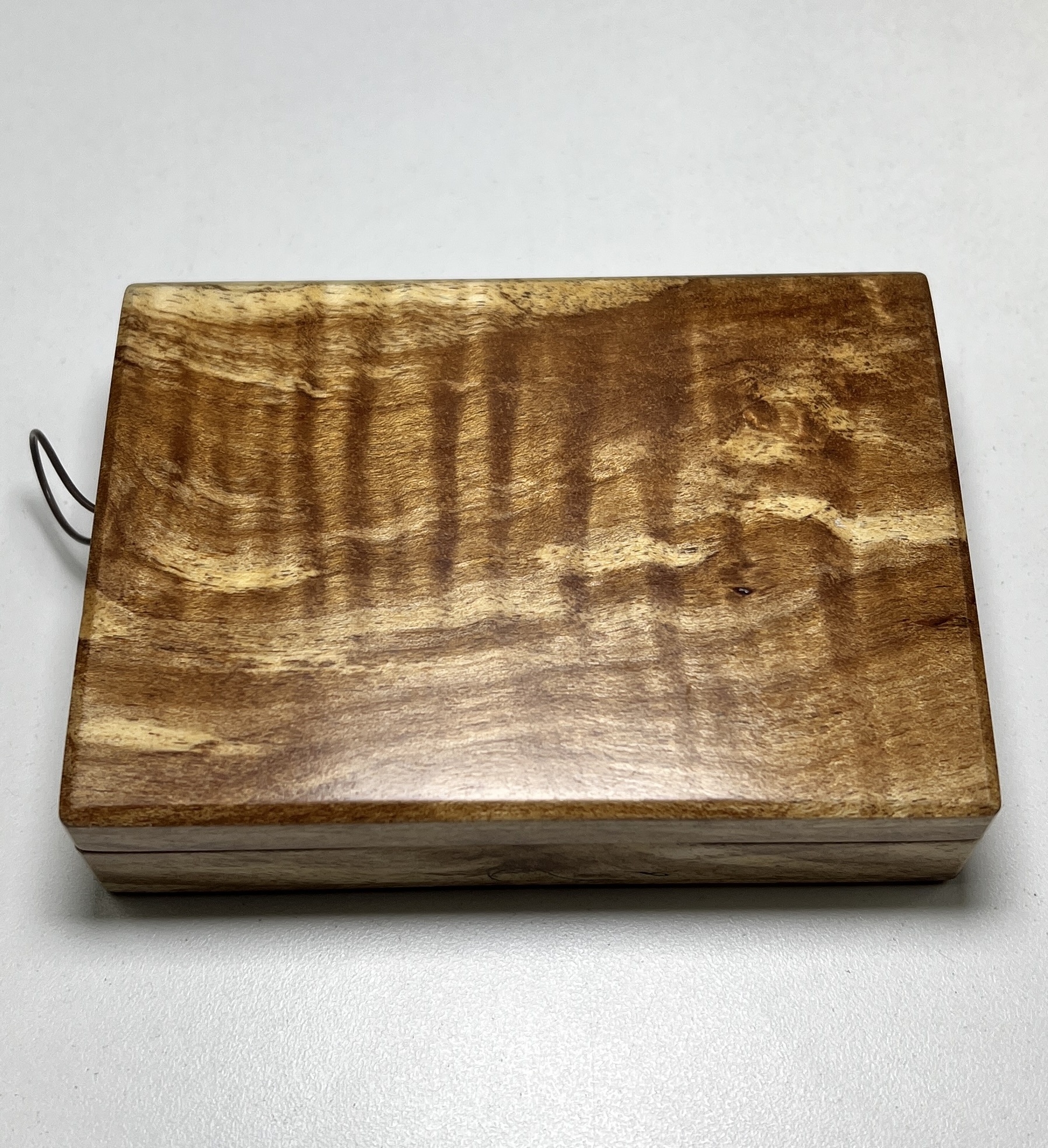Dutch Box - D.D. Limited #11 - Pecan
