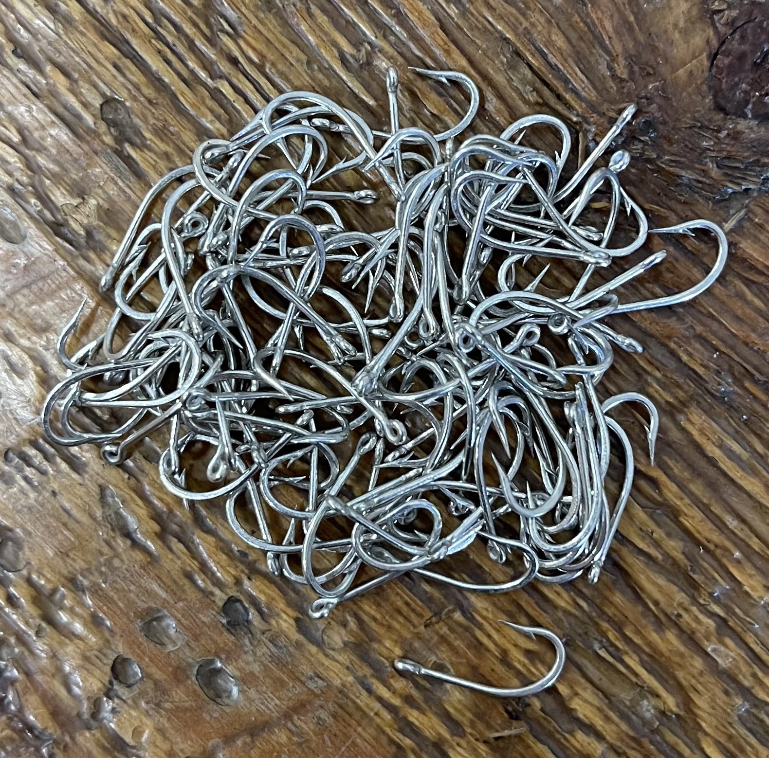 Mustad 3407 Saltwater Hooks #10 - 100 pack