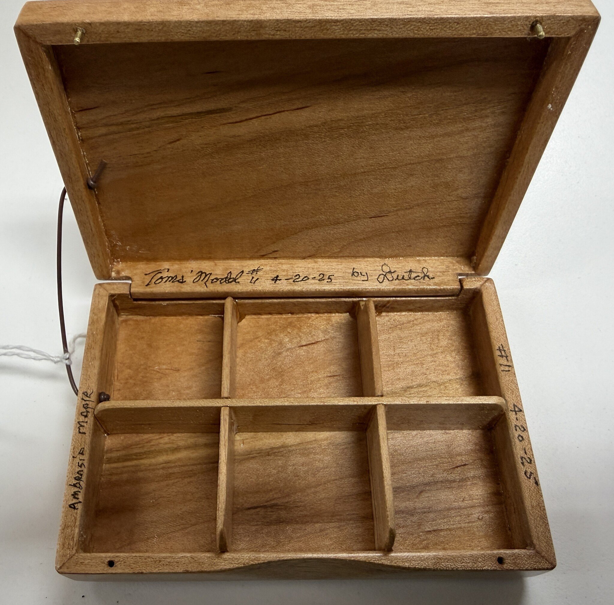 Dutch Box - Tom's Model #11 - Ambrosia