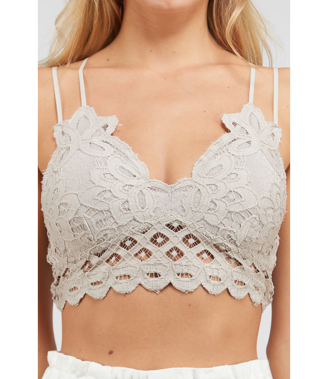 Wishlist - Scalloped Lace Bralette