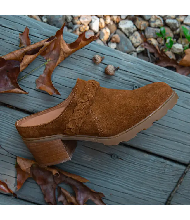 OTBT West Heeled Mules
