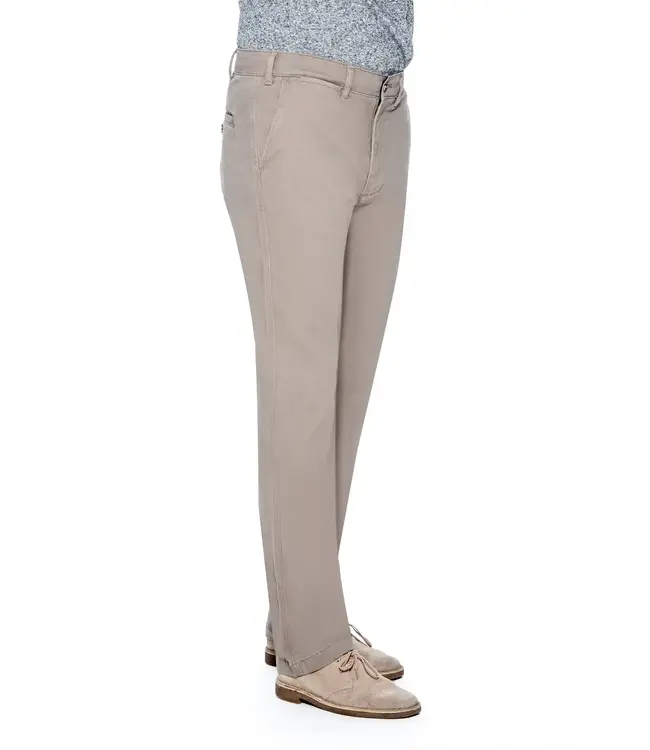 Grand River Stretch Navigator Chinos