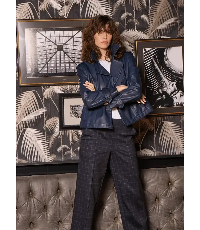 Lysse Evonne Oversized Cropped Trench Coat