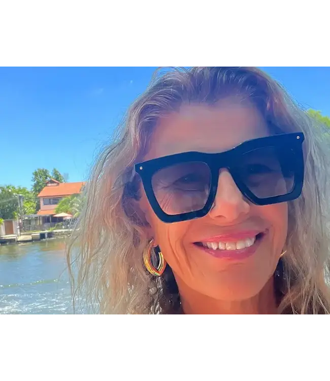 Sheila Fajl Stare Hoops