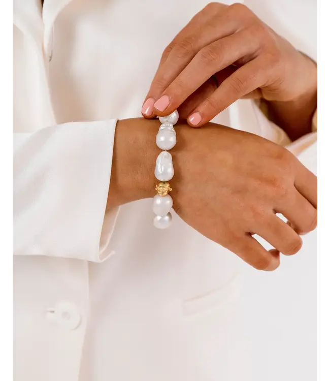 Susan Shaw Large Baroque Genuine Freshwater Pearl Toggle Bracelet