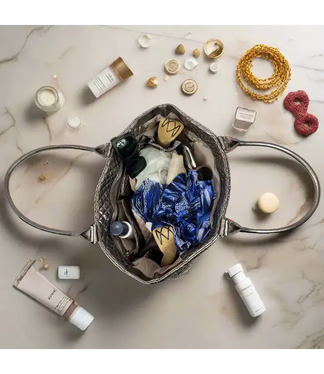 PurseN VIP Travel Tote