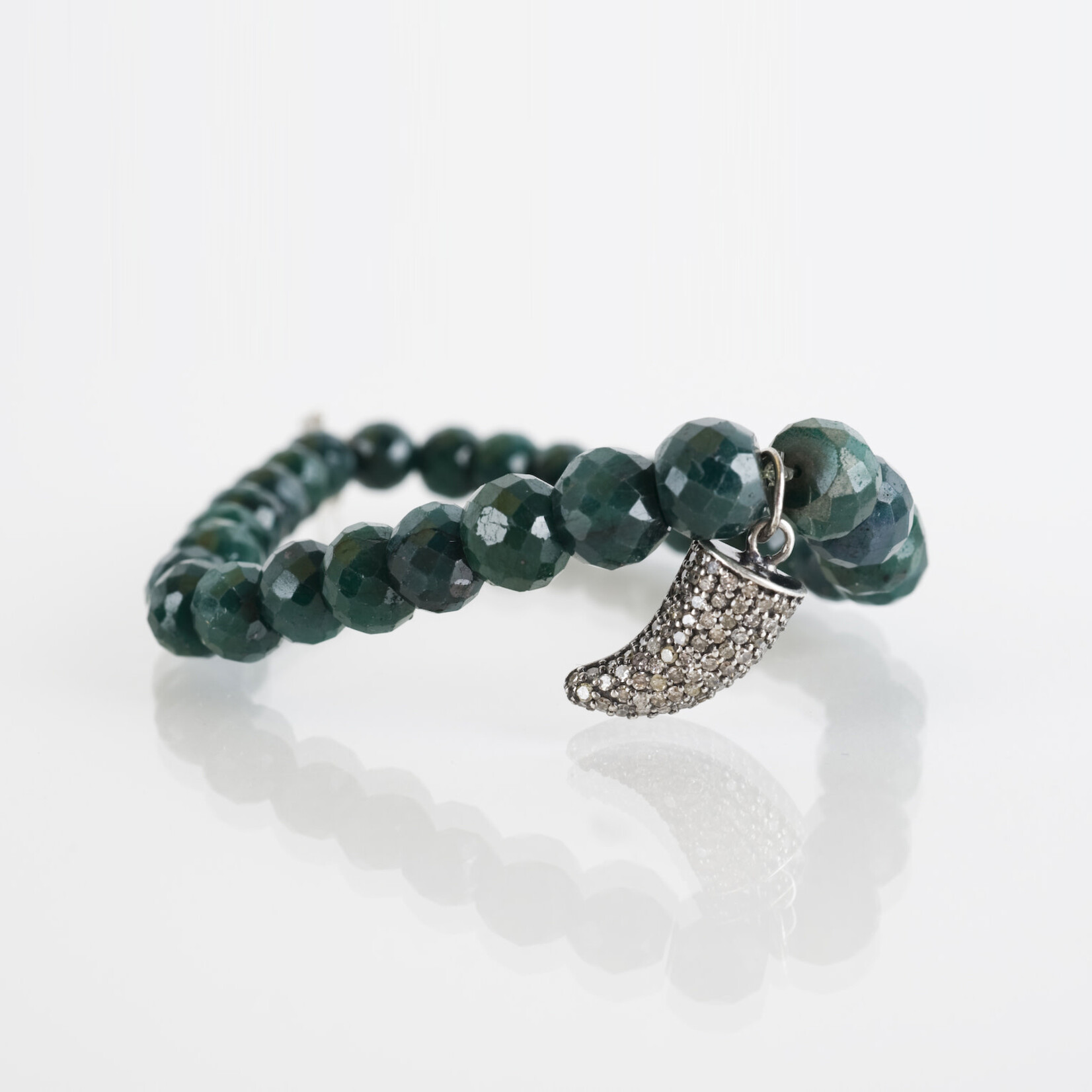 Mina Danielle **KYLE RICHARD'S UMANSKY** Emerald & Pave Diamond Horn Stretch Bracelet