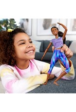 Mattel Barbie - Poupée avec 22 points d'articulations et cheveux brun