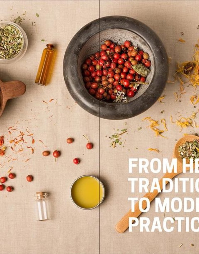 The Herbal Apothecary: 100 Medicinal Herbs and How to Use Them - JJ Pursell