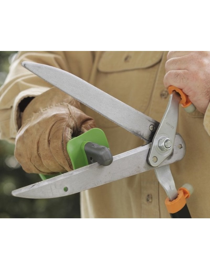 Smith's Pruning Tool Sharpener