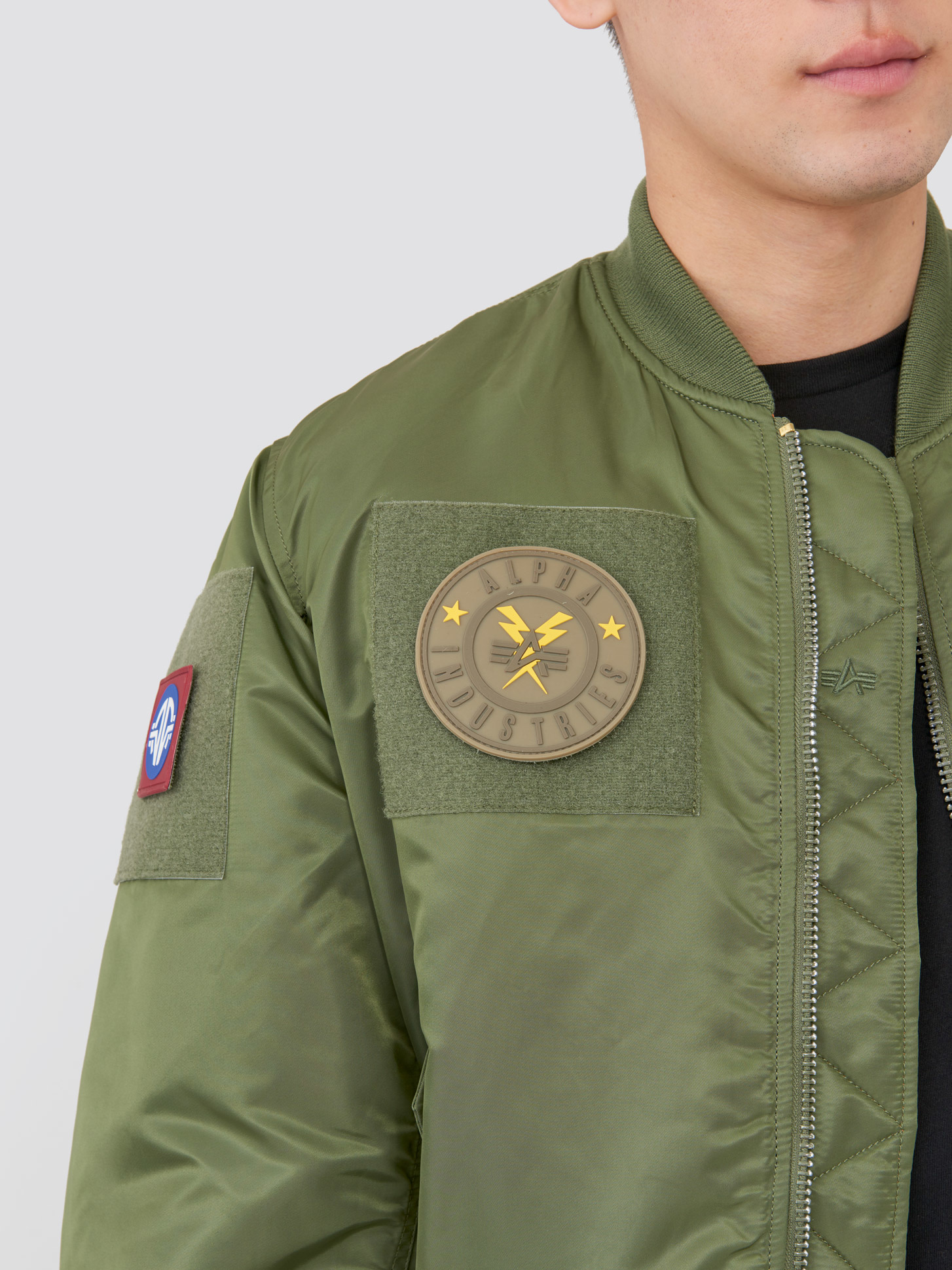 Куртка на липучке. Alpha industries бомбер ma-1. Alpha industries куртка-бомбер. Бомбер Alpha industries зеленый. Куртка бомбер Alpha industries ma 1.