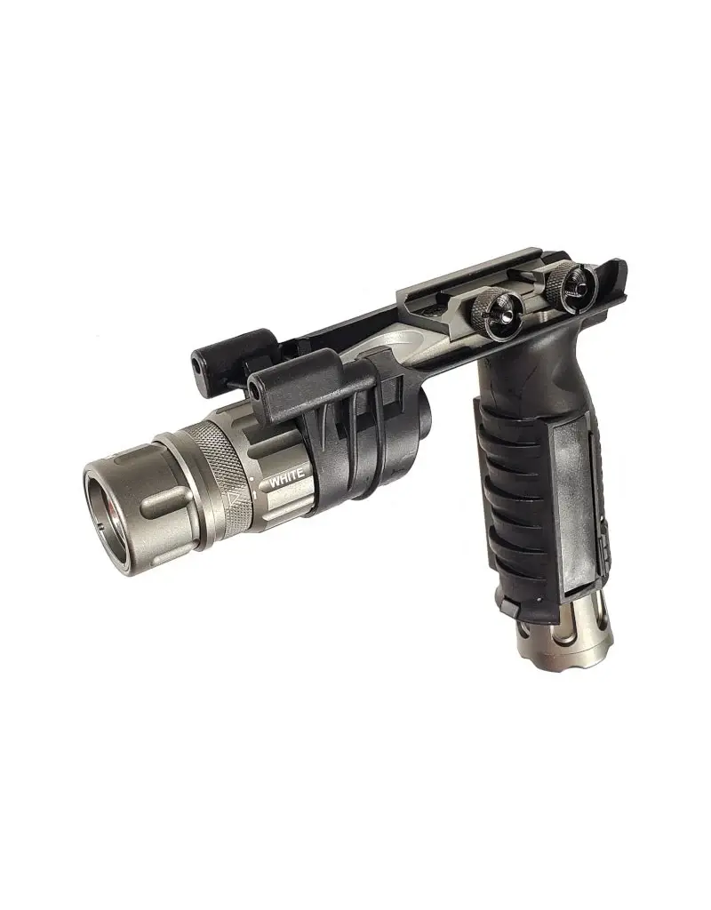 WADSN M900V VERTICAL FOREGRIP WEAPONLIGHT